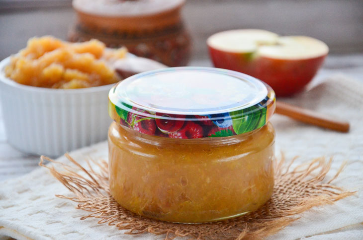 Apple jam with oranges for the winter - a tasty and healthy treat