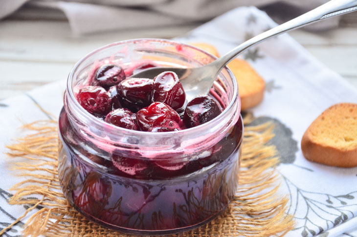 Delicious and fragrant cherry jam with a stone - a step-by-step recipe with a photo