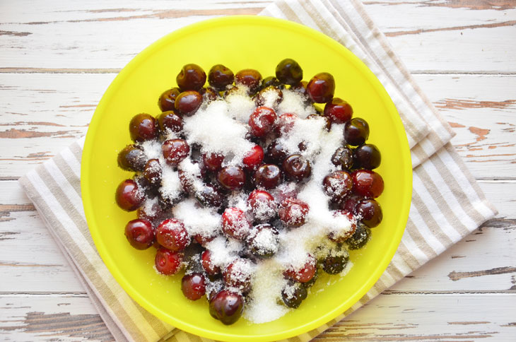 Delicious and fragrant cherry jam with a stone - a step-by-step recipe with a photo