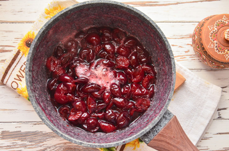 Original cherry jam with gelatin - step by step recipe with photo