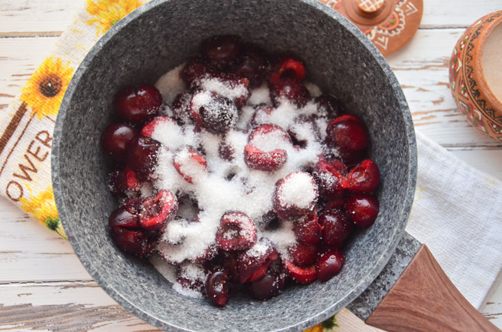 Original cherry jam with gelatin - step by step recipe with photo