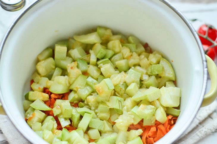 Zucchini caviar as in a store according to GOST - a step by step recipe with a photo