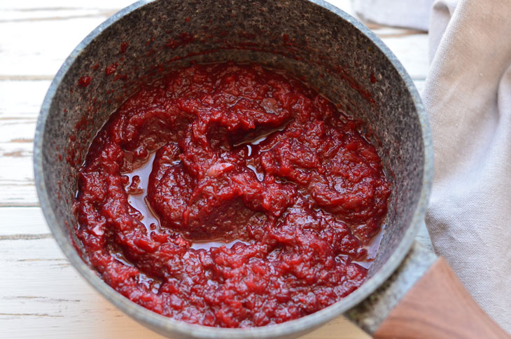 Jam from strawberries and apples - a simple classic preparation