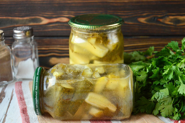 Cucumbers in mustard filling for the winter - strong and crispy