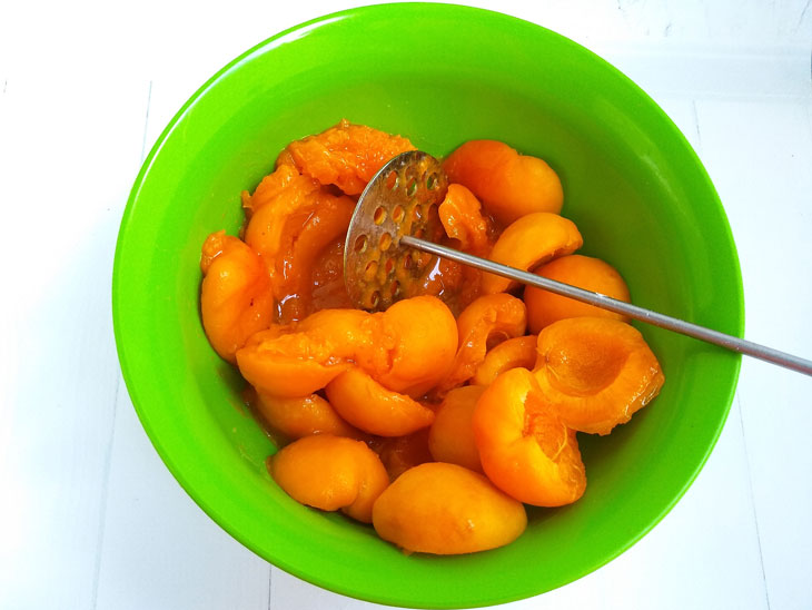 Unusual apricot jam without sugar and cooking - step by step recipe with photo