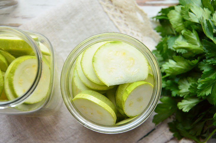 Zucchini marinated for the winter with sterilization - a step by step recipe with a photo