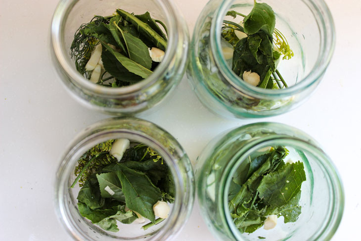 Pickled cucumbers for the winter in liter jars - crispy, like barrel