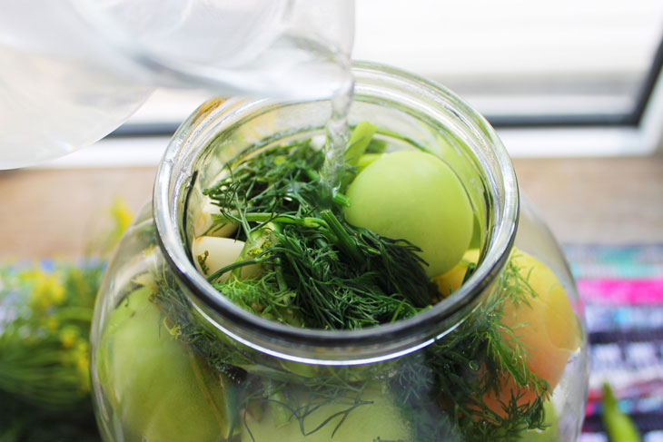 How to pickle green tomatoes - not many housewives know this method!