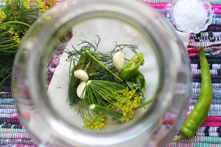 How to pickle green tomatoes - not many housewives know this method!