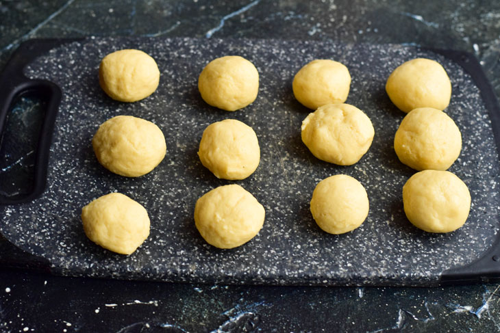 Condensed milk balls - awesome quick dessert