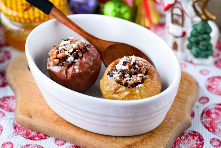 Baked apples with raisins and honey - a light and tasty dessert for the Christmas table