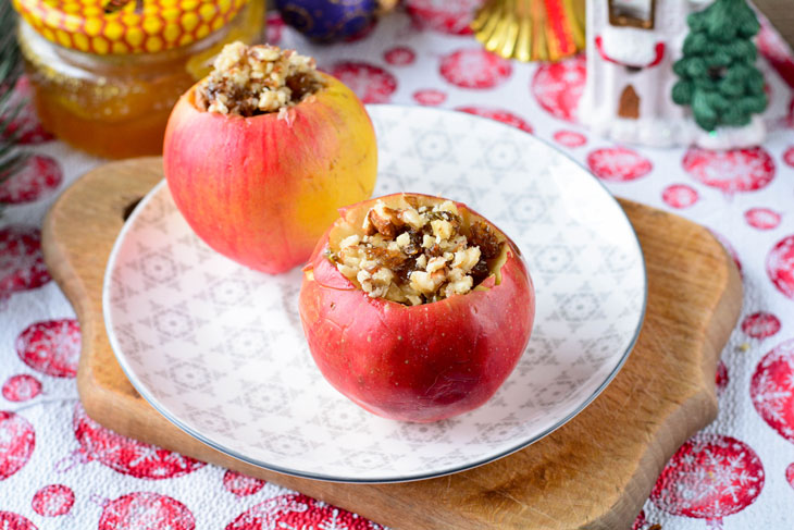 Baked apples with raisins and honey - a light and tasty dessert for the Christmas table