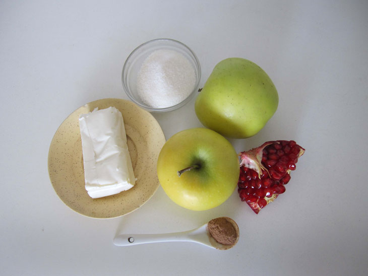 Baked apples with cottage cheese and pomegranate - an extremely elegant and tasty dessert