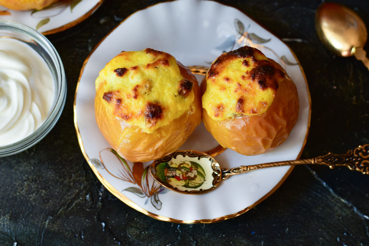 Baked apples with cottage cheese in the oven - this dessert will amaze everyone at home