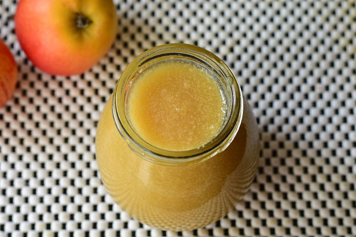Jam from apples with condensed milk - unusual and incredibly tasty