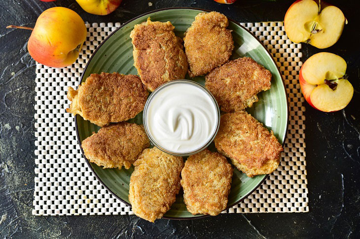 Delicious and fluffy apple fritters without flour