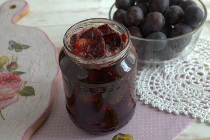 Swedish plum jam in 15 minutes