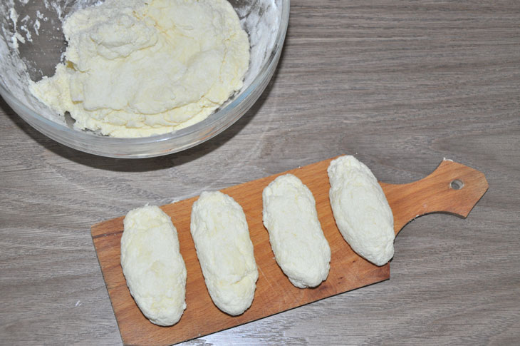 Cottage cheese fingers - a delicious and quick dessert made from cottage cheese