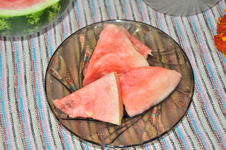 Pickled watermelon in a jar of instant food