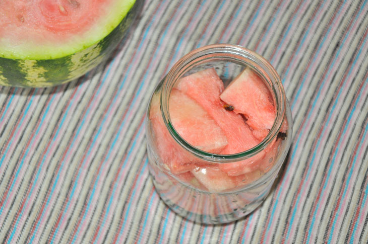 Pickled watermelon in a jar of instant food