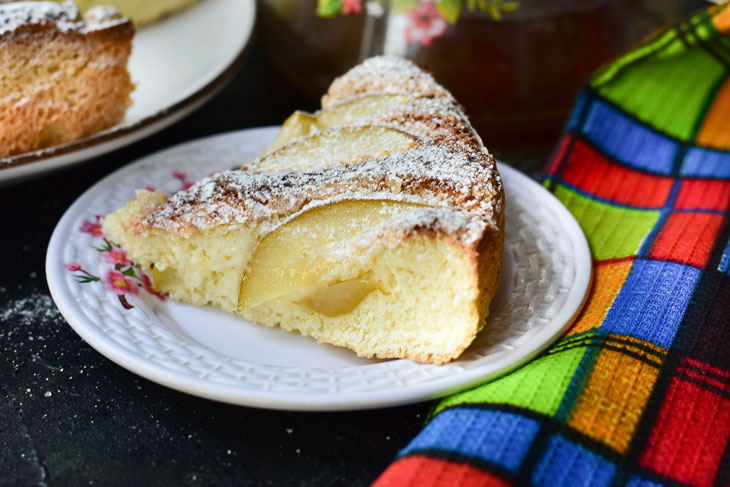 Pear pie - it turns out very soft and airy