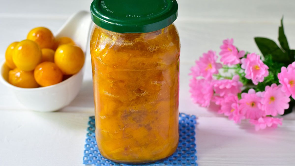 Delicious yellow cherry plum jam – quick and easy