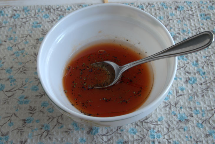 Bright cookies on tomato juice - appetizing and unbanal!