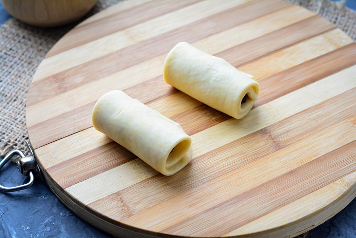 Sand fingers with jam - tasty and crispy