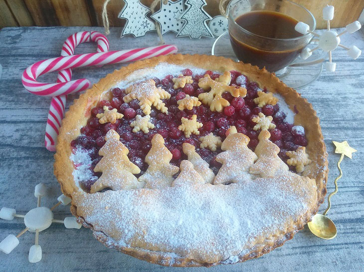 Cranberry pie - a delicious and fragrant winter treat