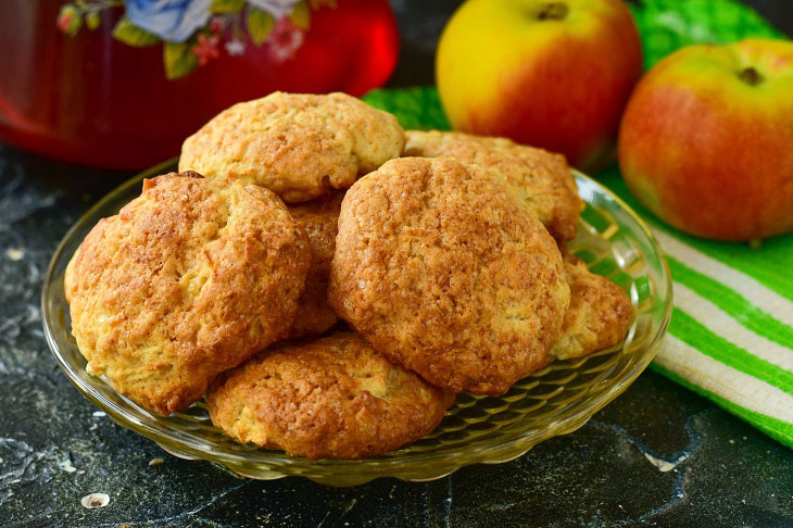 Soft cookies with apples - a simple and tasty recipe in a hurry