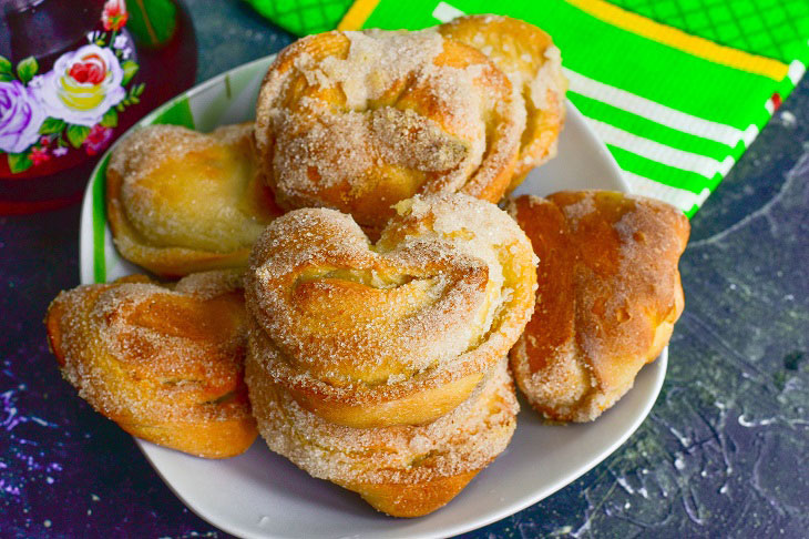 Buns with sugar - delicious pastries without much effort