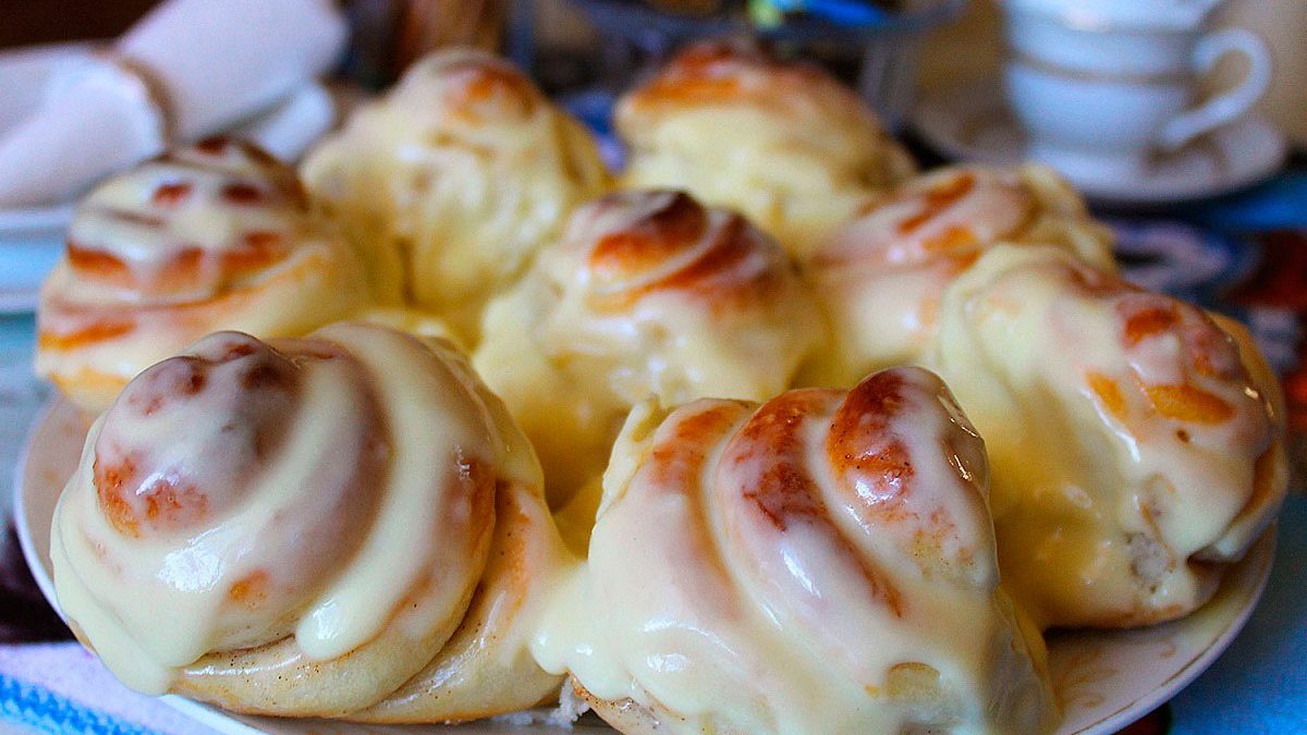 Buns with delicate custard – incomparable pastries