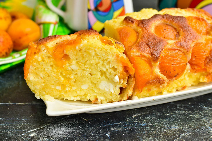 Cottage cheese casserole with apricots - a bright and tasty recipe