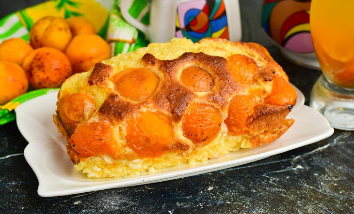 Cottage cheese casserole with apricots - a bright and tasty recipe