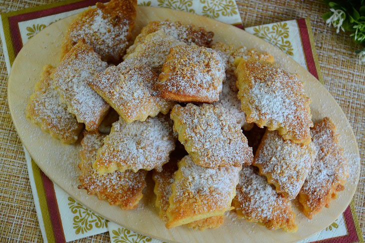 Delicate sour cream cookies - delicious pastries from the simplest products