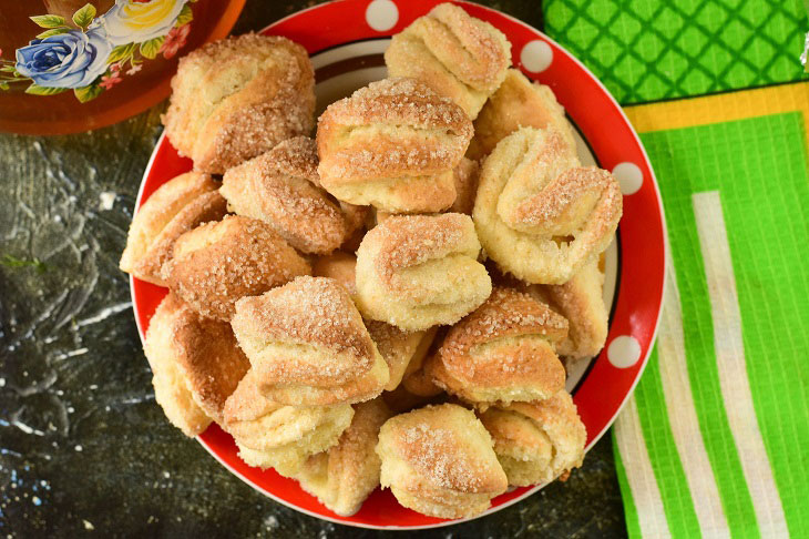 Biscuits "Kisses" with cottage cheese - soft and airy