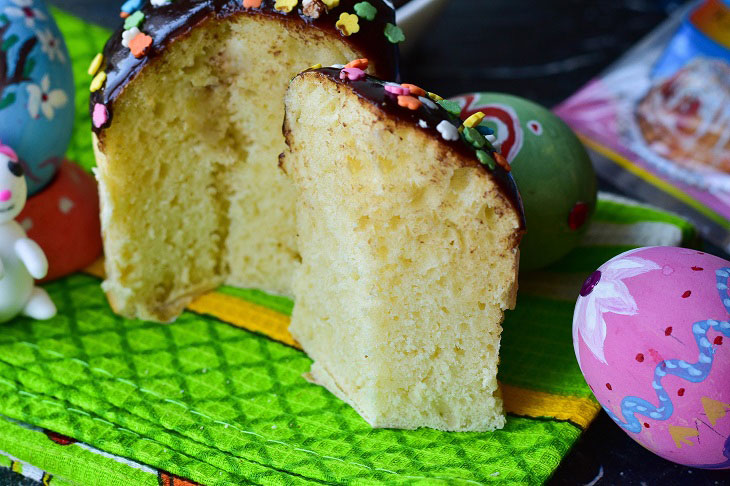 A simple recipe for Easter cake without kneading dough - it turns out soft, tender and airy