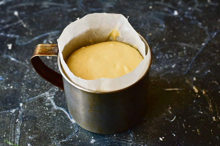 A simple recipe for Easter cake without kneading dough - it turns out soft, tender and airy