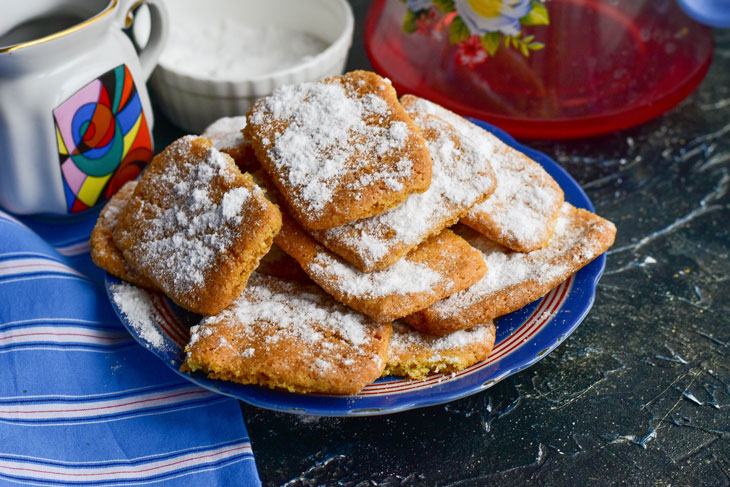 Delicious and crispy cookies "Snowball" - a step by step recipe with a photo