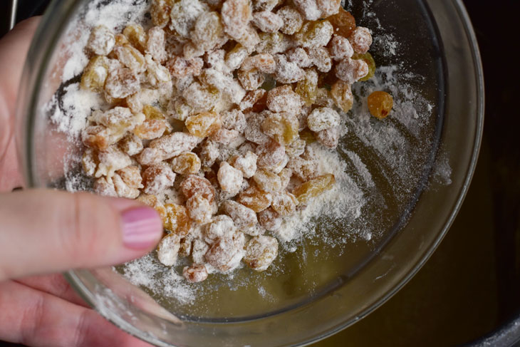 Cupcake "Capital" in a bread machine - delicious pastries of a very simple preparation