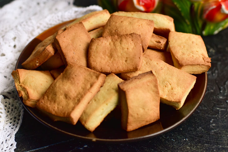 Honey cookies - a whole plate of delicious pastries in 30 minutes